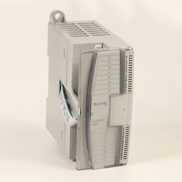 4-канальный аналоговый выходной модуль Allen-Bradley 1762-OF4