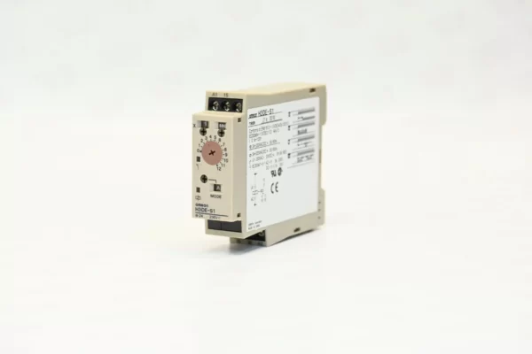 Аналоговый многофункциональный таймер OMRON H3DE-S1