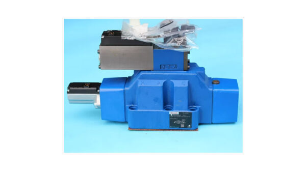 Пропорциональный сервораспределитель Bosch Rexroth 4WRLE 25 V370M-3X/G24K0/A1M